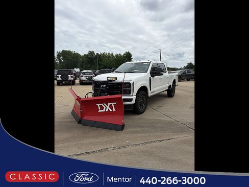 Used 2025 Ford F250 Platinum AWD/4WD image 1