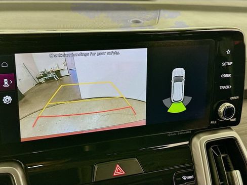 Used 2022 Kia Sorento S w/ Panoramic Sunroof Package AWD/4WD image 15