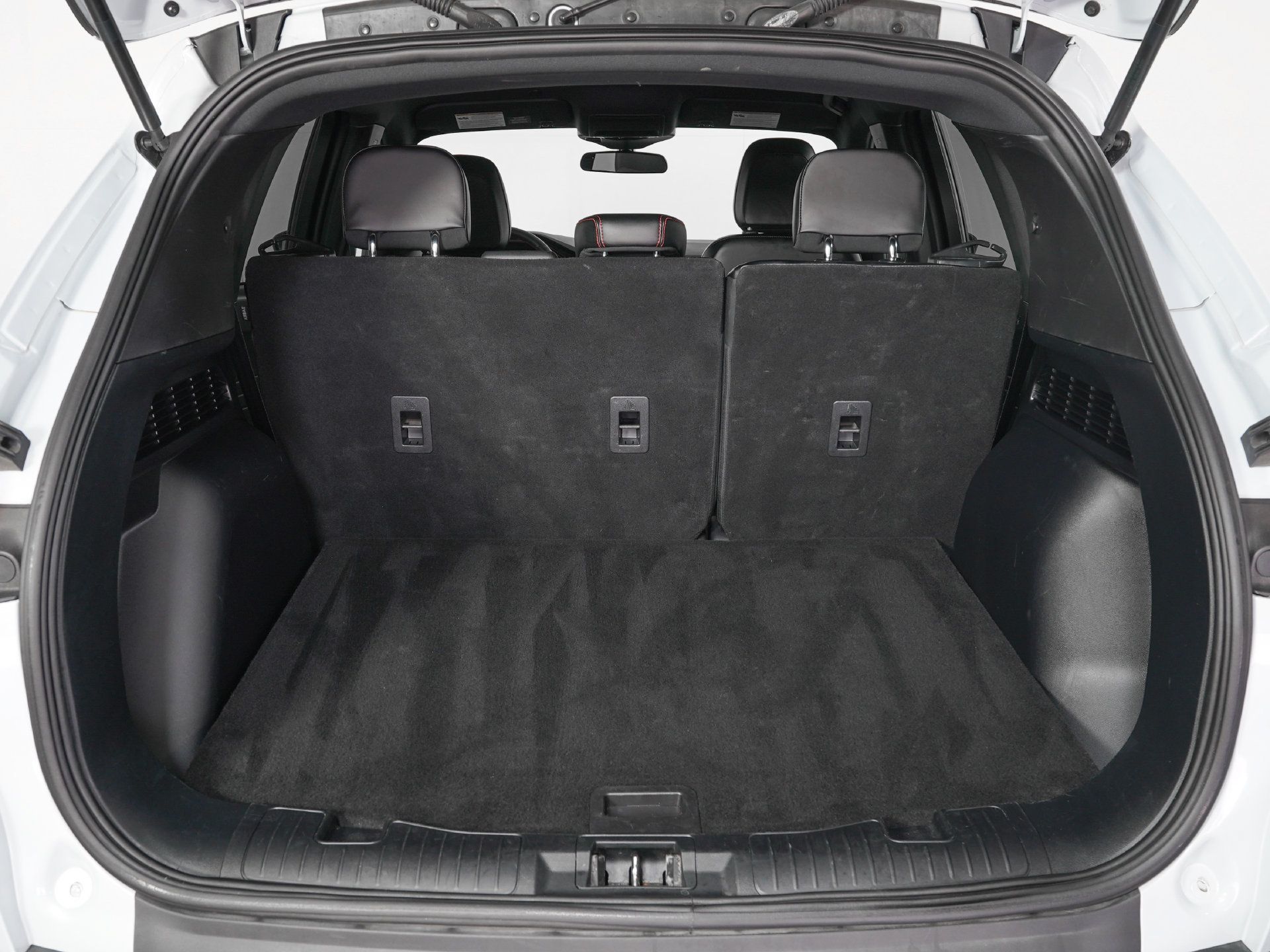 Used 2025 Ford Escape ST-Line AWD/4WD image 11