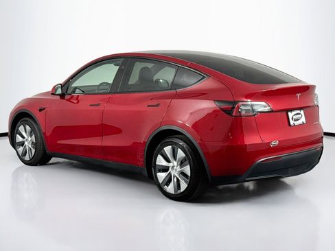 Used 2023 Tesla Model Y Long Range image 9