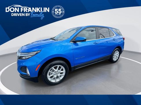 Used 2024 Chevrolet Equinox LT w/ LPO, Floor Liner Package AWD/4WD image 1