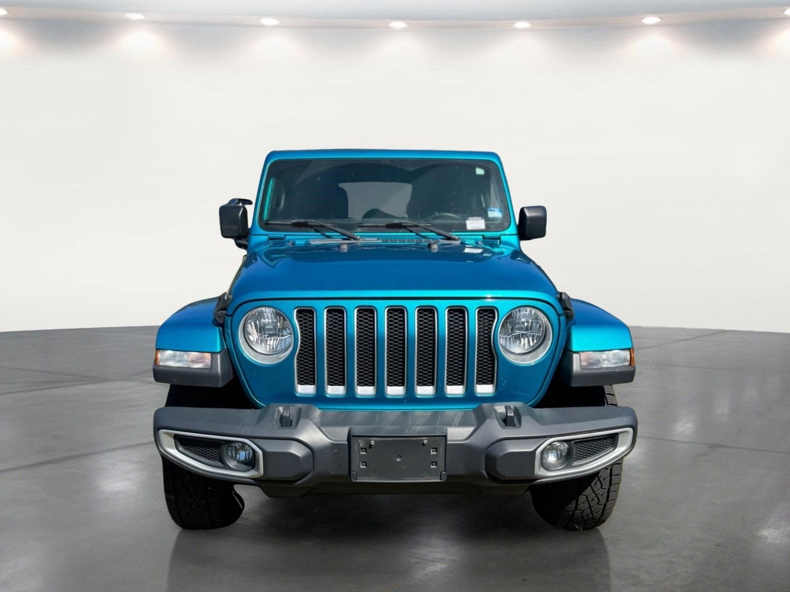 Used 2020 Jeep Wrangler Unlimited Sahara w/ Cold Weather Group AWD/4WD image 7
