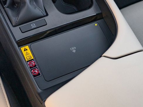 New 2025 Lexus ES 350 w/ Premium Package image 18