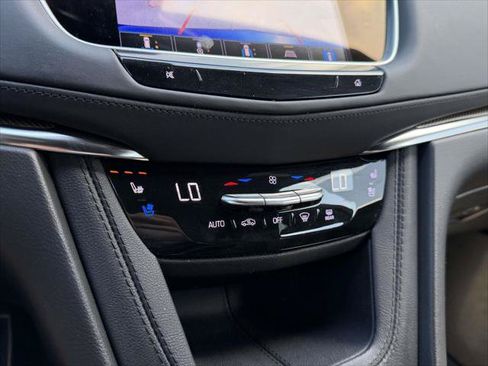 Used 2023 Cadillac XT5 Sportv w/ Platinum Package AWD/4WD image 33