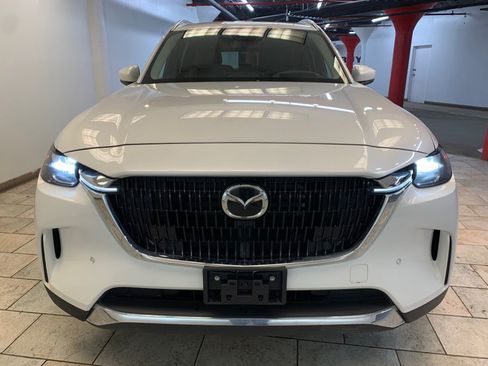 Used 2024 MAZDA CX-90 Plug-In Hybrid w/ Premium Pkg AWD/4WD image 3
