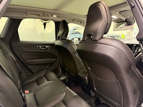 Used 2023 Volvo XC60 B5 Plus w/ Protection Package Premier image 25