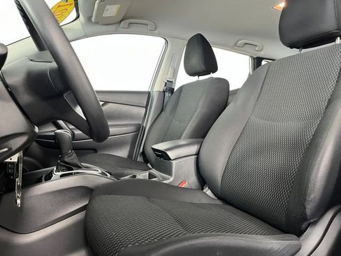 Used 2021 Nissan Rogue Sport S FWD image 17