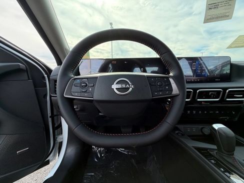 New 2026 Nissan Sentra SR w/ SR Premium Package FWD image 19