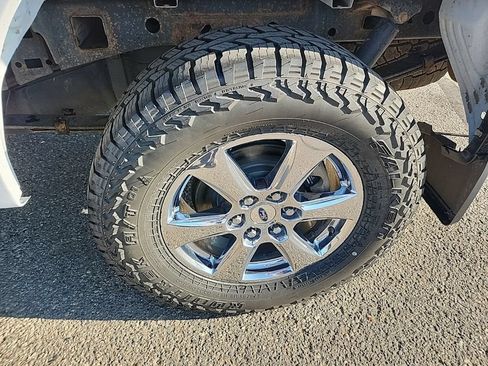 Used 2018 Ford F150 XLT w/ Equipment Group 302A Luxury AWD/4WD image 35
