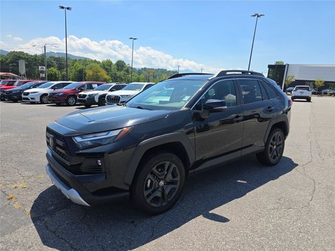 Used 2024 Toyota RAV4 Adventure AWD/4WD image 7
