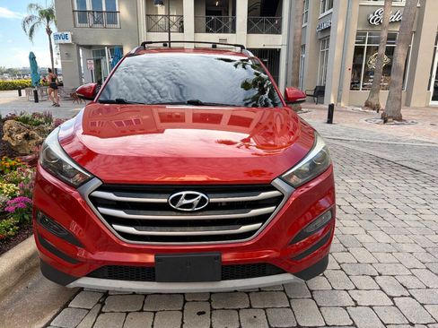 Used 2017 Hyundai Tucson Sport w/ Cargo Package AWD/4WD image 2