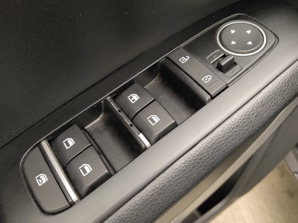 Used 2024 Kia Soul LX w/ Option Group 015 FWD image 27