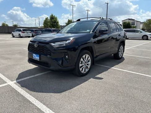 Used 2023 Toyota RAV4 XLE Premium FWD image 1