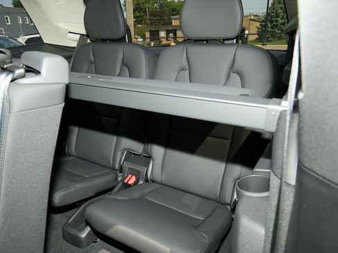 New 2025 Volvo XC90 B6 Plus w/ Protection Package image 17