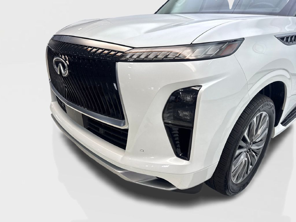 Used 2025 INFINITI QX80 Luxe AWD/4WD image 16