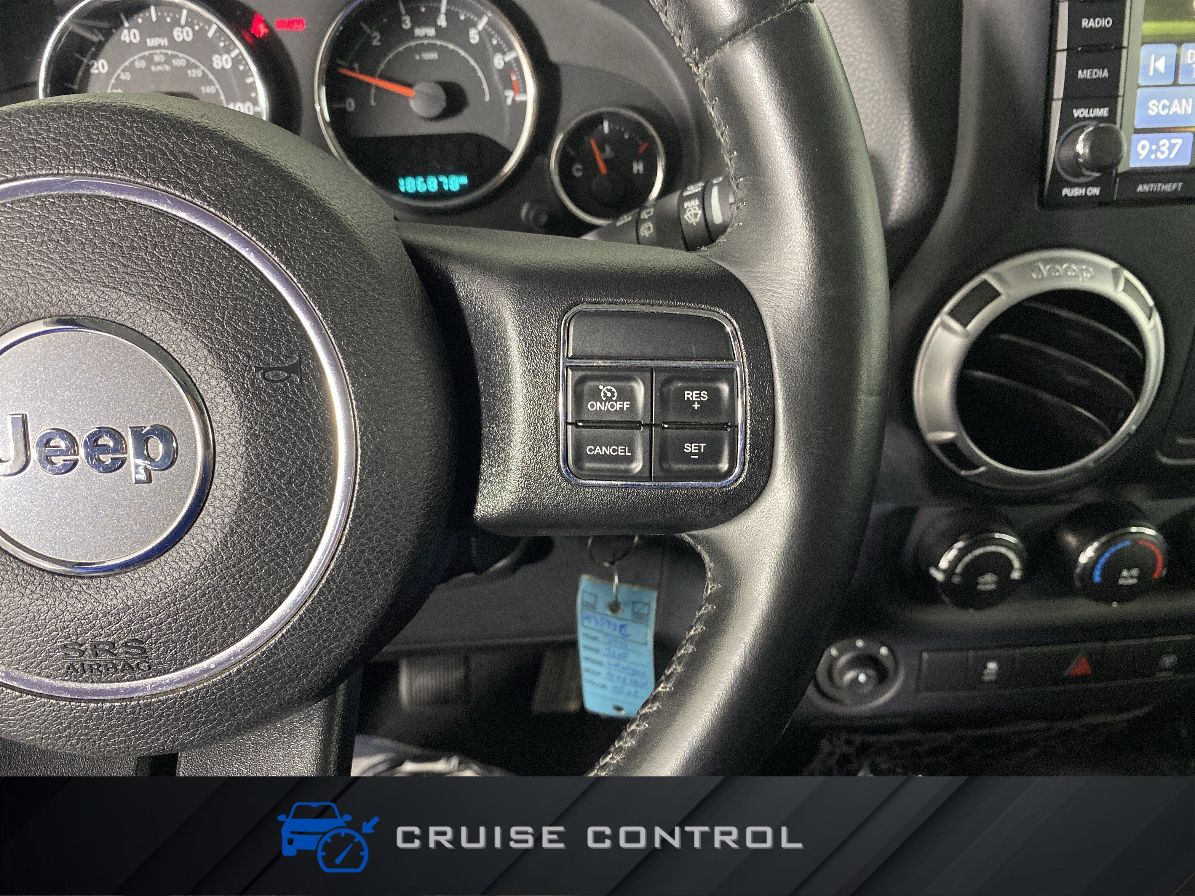 Used 2016 Jeep Wrangler Rubicon w/ Dual Top Group AWD/4WD image 20