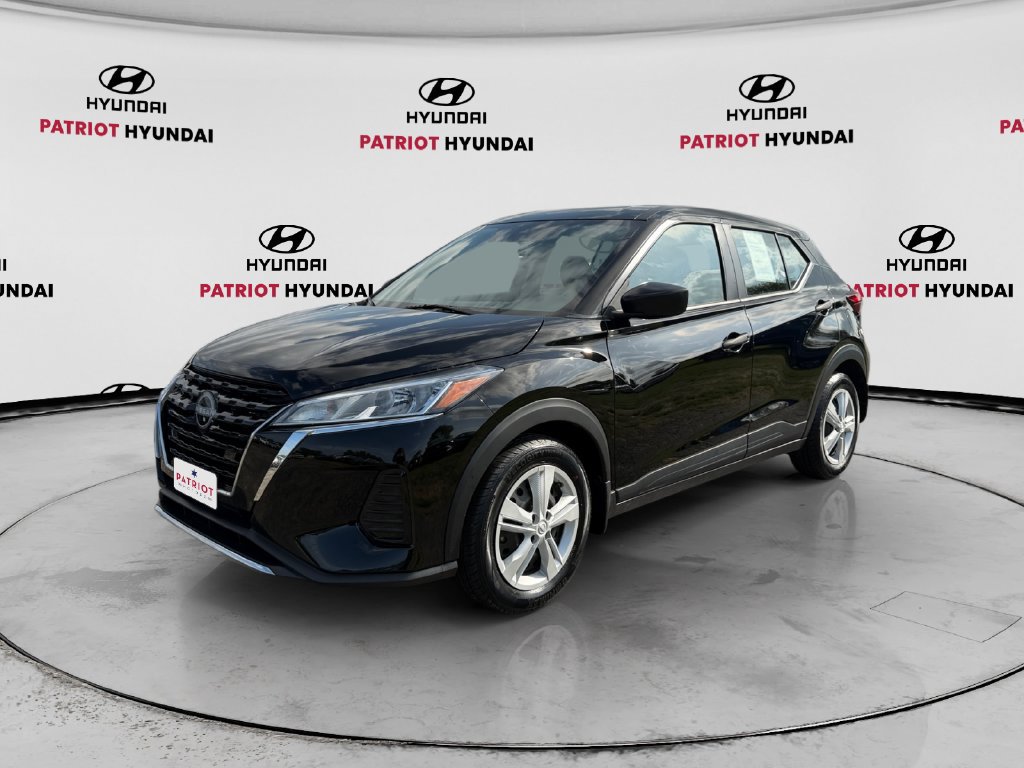 Used 2024 Nissan Kicks S FWD image 7