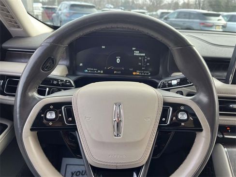 Used 2022 Lincoln Aviator Reserve w/ Elements Package Plus image 29