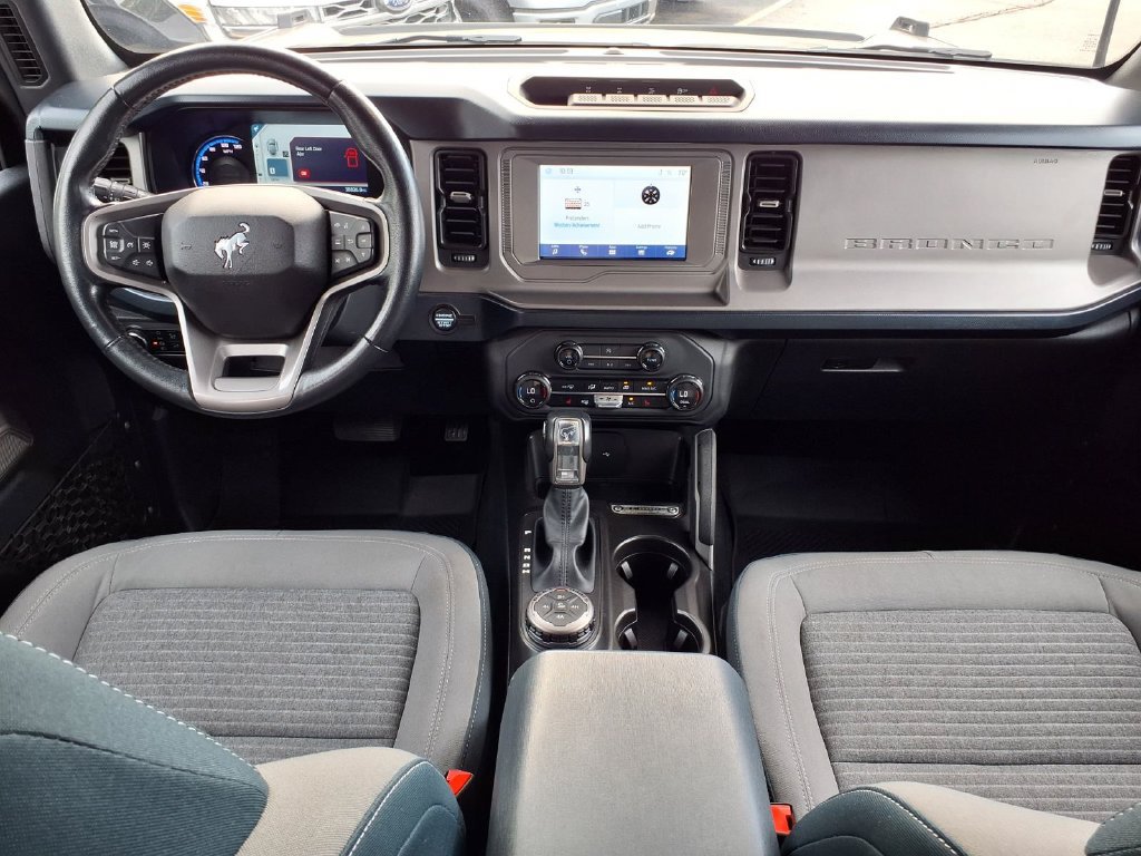Certified 2023 Ford Bronco Outer Banks w/ Sasquatch Package AWD/4WD image 12