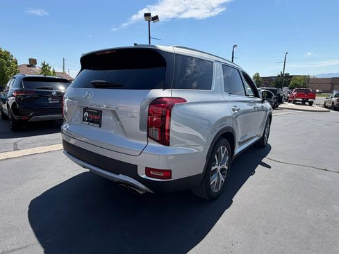 Used 2022 Hyundai Palisade SEL w/ 8P Bench Seat Package AWD/4WD image 4