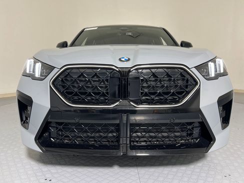Used 2026 BMW X2 xDrive28i w/ M Sport Package image 6