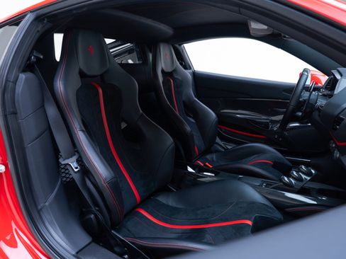 Used 2020 Ferrari 488 Pista Coupe RWD image 24