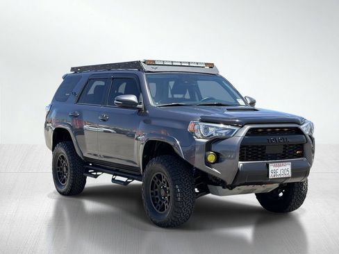 Used 2020 Toyota 4Runner TRD Off-Road Premium AWD/4WD image 12