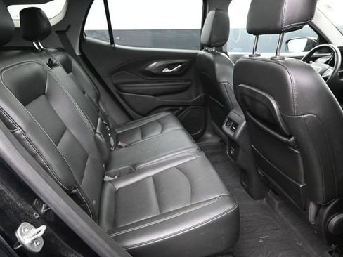 Used 2023 GMC Terrain SLT w/ Infotainment Package II AWD/4WD image 17