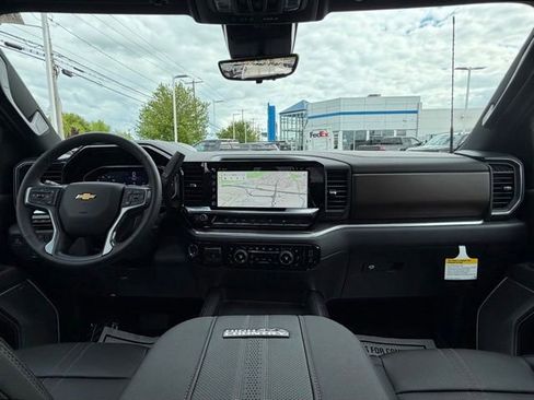 New 2026 Chevrolet Silverado 3500 High Country w/ High Country Premium Package AWD/4WD image 3