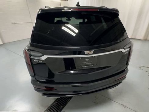 Certified 2025 Cadillac XT6 Sport w/ Platinum Package AWD/4WD image 7