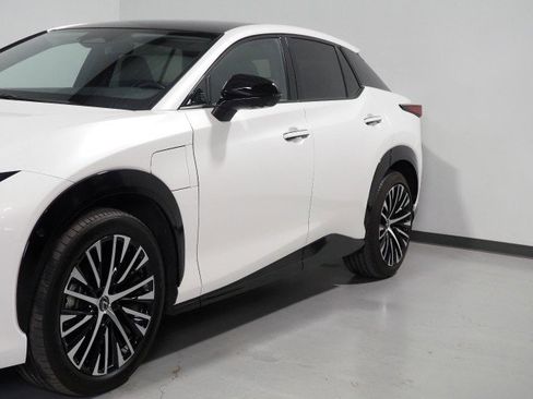 Used 2023 Lexus RZ 450e Luxury w/ Accessory Package (Z1) image 47