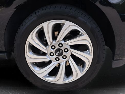 Used 2024 Lincoln Navigator Reserve AWD/4WD image 10