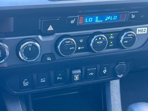 Certified 2023 Toyota Tacoma TRD Off-Road w/ TRD Premium Off Road Package image 23