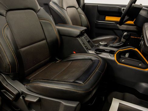 Used 2022 Ford Bronco Outer Banks AWD/4WD image 31