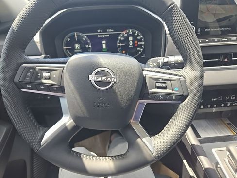 New 2026 Nissan Rogue SL AWD/4WD image 13