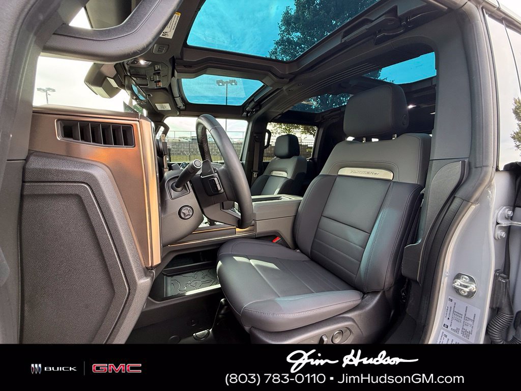 Certified 2025 GMC Hummer EV 3X AWD/4WD image 7