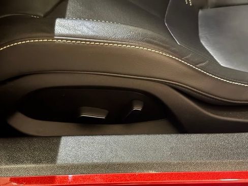 Used 2021 Chevrolet Corvette Stingray Convertible w/ Z51 Performance Package RWD image 29