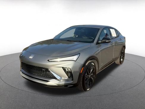 Used 2025 Buick Envista Sport Touring image 7