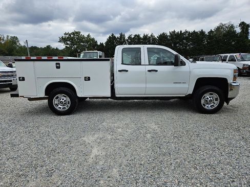 Used 2019 Chevrolet Silverado 2500 W/T AWD/4WD image 6