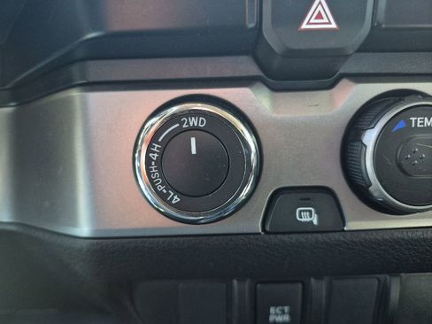 Used 2021 Toyota Tacoma SR w/ SX Package AWD/4WD image 23