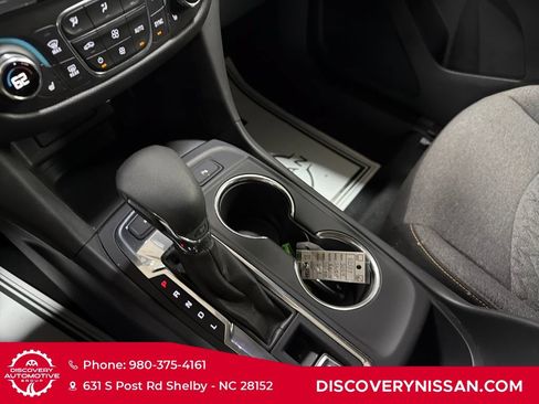 Used 2024 Chevrolet Equinox LT AWD/4WD image 23