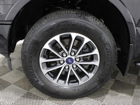 Used 2020 Ford F150 XLT w/ Equipment Group 302A Luxury AWD/4WD image 37