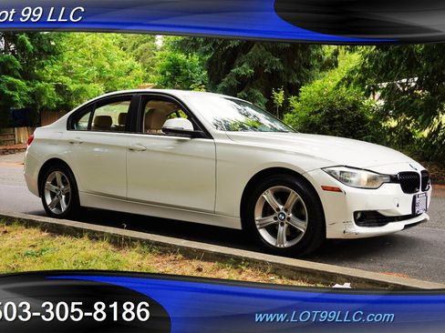Used 2013 BMW 328i xDrive Sedan AWD/4WD image 7