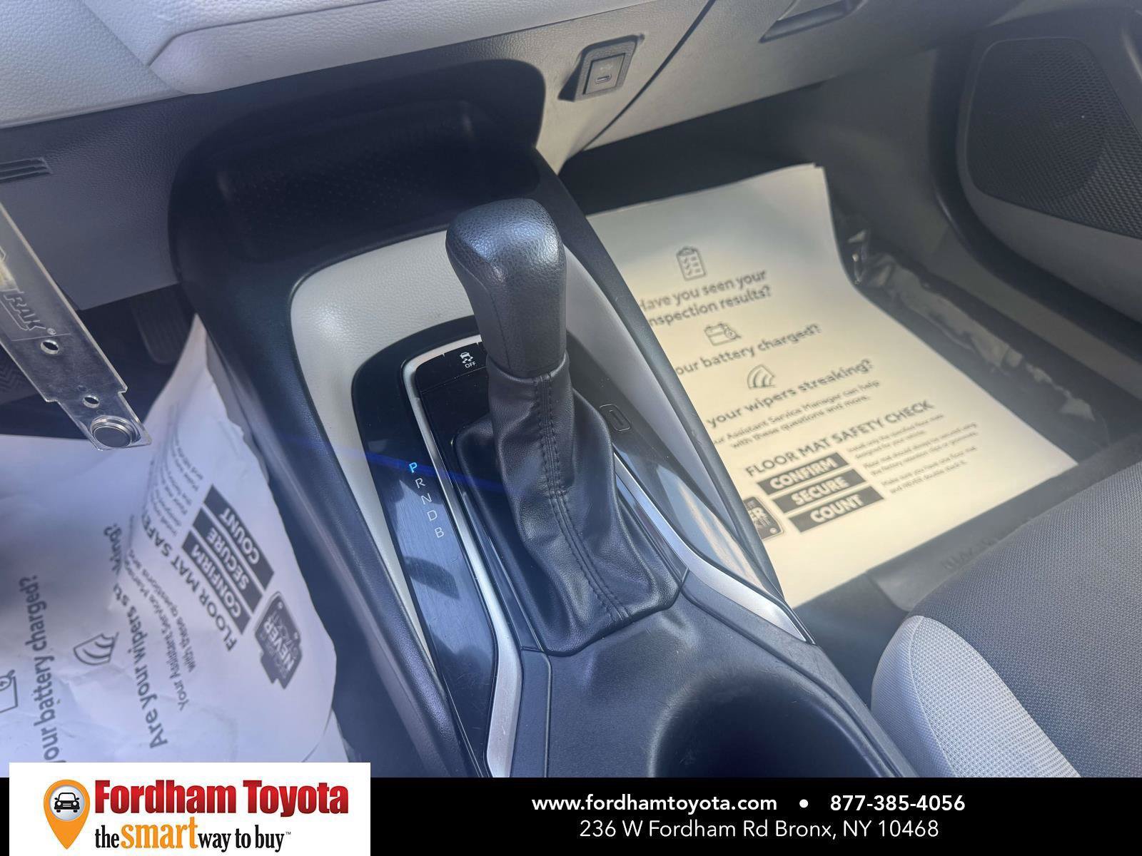 Used 2023 Toyota Corolla LE FWD image 27