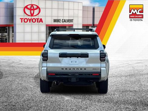 Used 2026 Toyota 4Runner Platinum AWD/4WD image 4