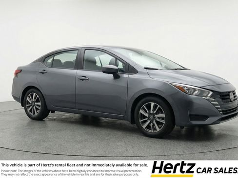 Used 2025 Nissan Versa SV FWD image 1