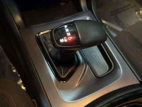 Used 2019 Dodge Charger SRT Hellcat w/ Harman/Kardon Audio Group RWD image 26