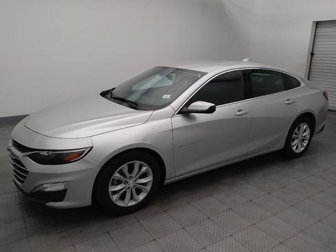 Used 2022 Chevrolet Malibu LT FWD image 2