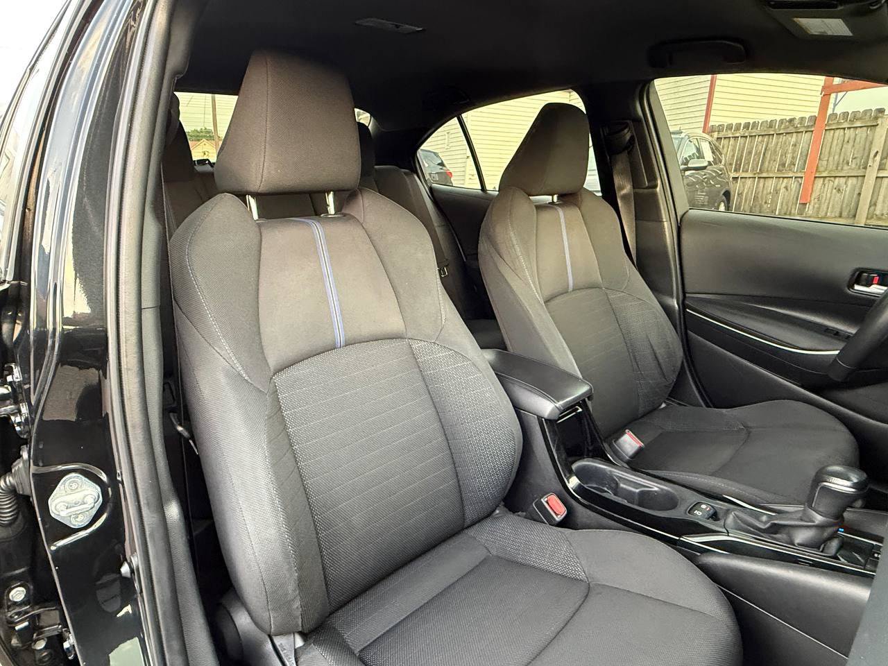 Used 2021 Toyota Corolla SE FWD image 22