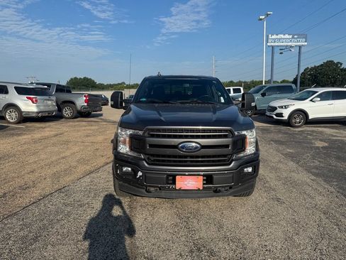 Used 2018 Ford F150 XLT w/ Equipment Group 302A Luxury AWD/4WD image 2